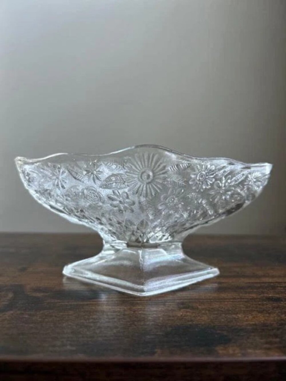 1930s Indiana Glass "Pineapple & Floral" Pedestal True Depression Era Bowl